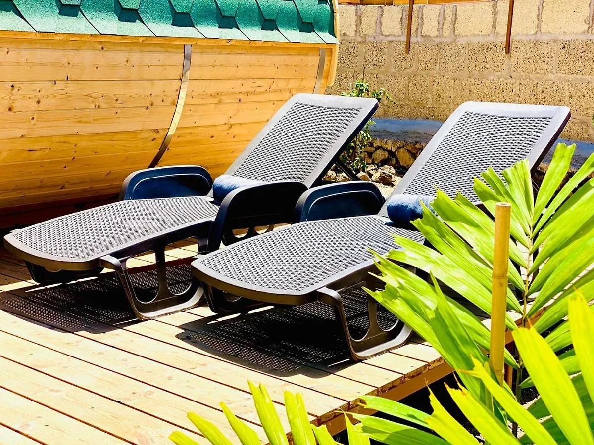 Amani Suite Con Jacuzzi Climatizado Y Piscina Buzanada Spanien