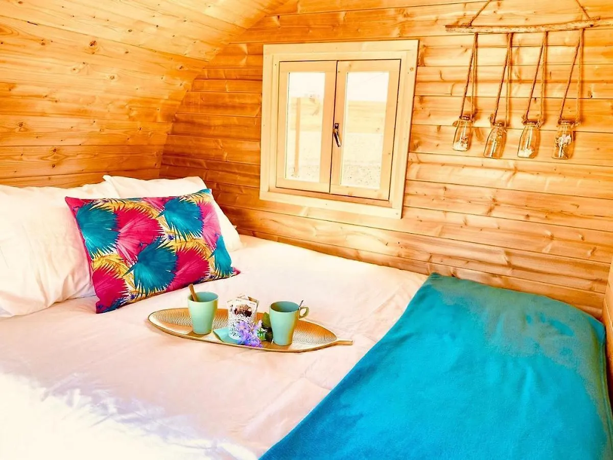 Apartamento Amani Suite Con Jacuzzi Climatizado Y Piscina Buzanada España