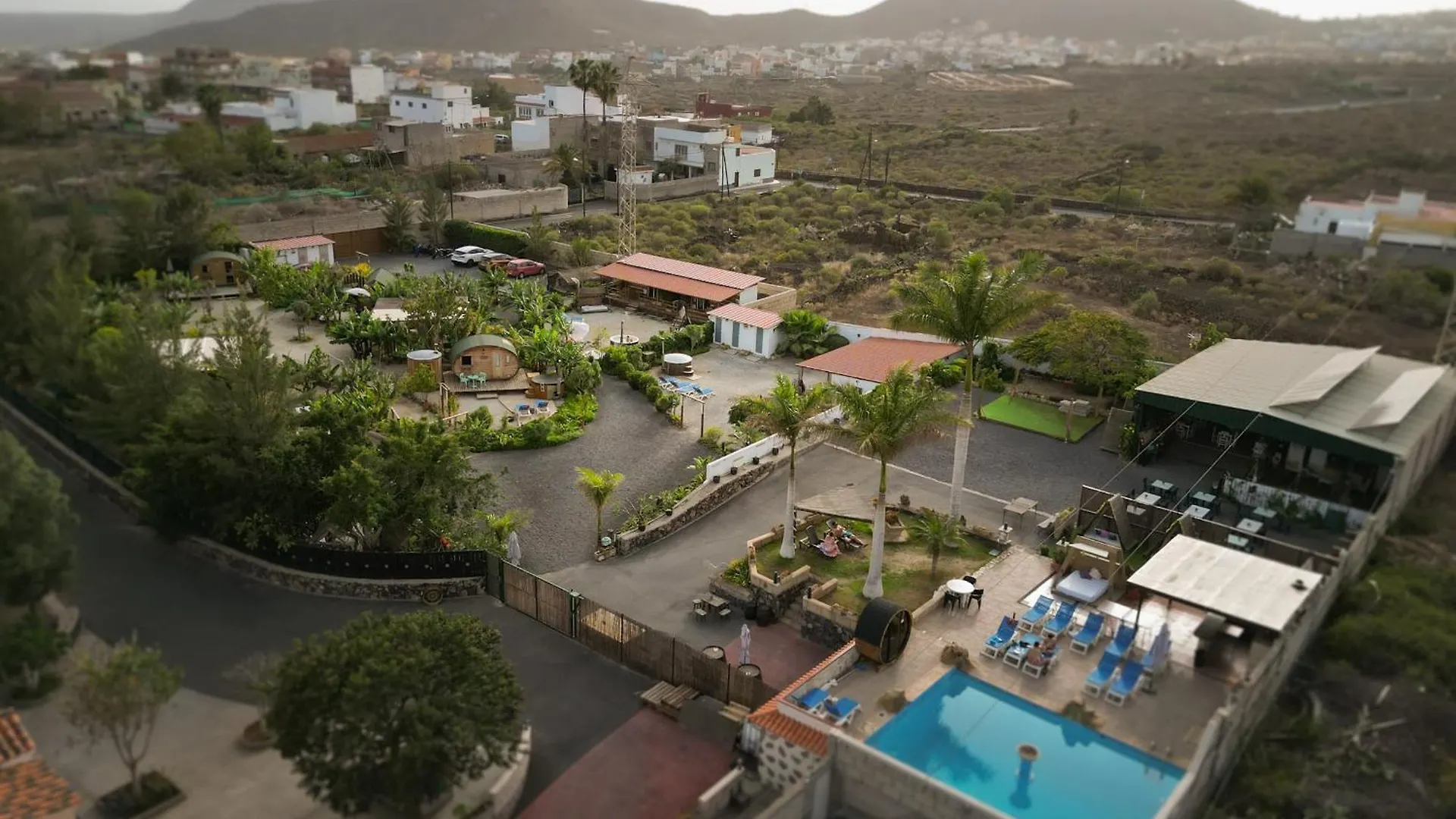 Сasa de vacaciones Amani Suite Con Jacuzzi Climatizado Y Piscina Buzanada